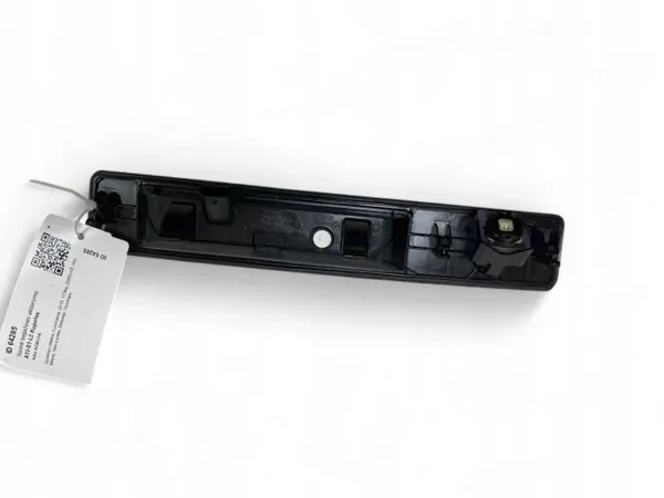 Volvo XC90 2019 bakluckhandtag OEM 31675543 image 10