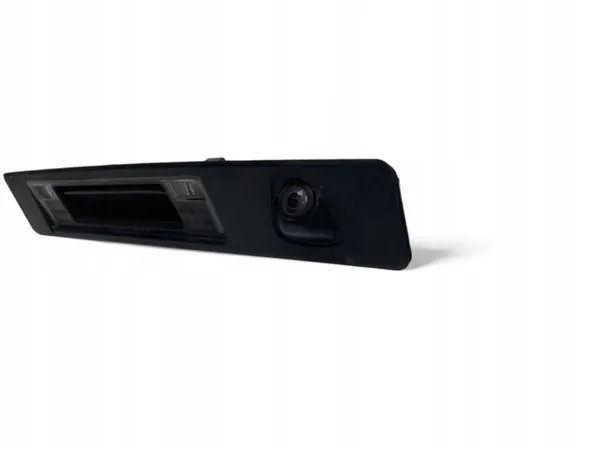 Volvo XC90 2019 bakluckhandtag OEM 31675543 image 3