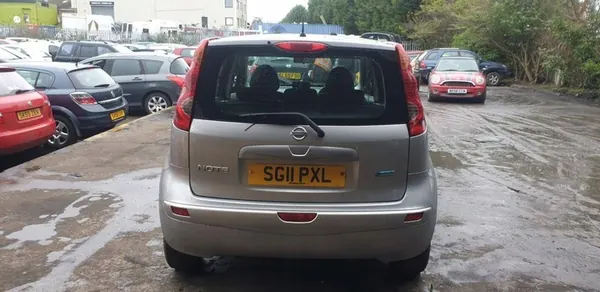 Nissan Note E11 Tailgate Trim 2011 90812-BH20H image 5