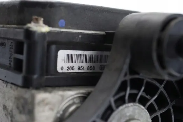 ABS-Pumpe OEM 0265236464 für Mercedes E W212 image 2