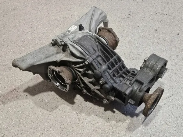Différentiel arrière OEM 0G2500043B pour Audi Q7 4M image 4