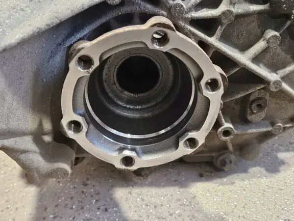 Différentiel arrière OEM 0G2500043B pour Audi Q7 4M image 9