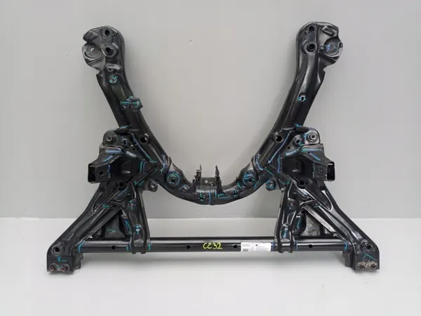 Tesla OEM Viga Cuna Delantera - Estado Usado image 2