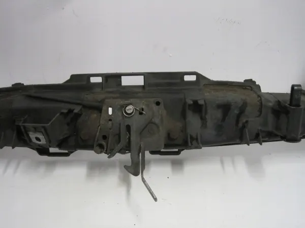 Ylävyön vahvike OEM 8200393685 Renault Kangoo II:lle image 3