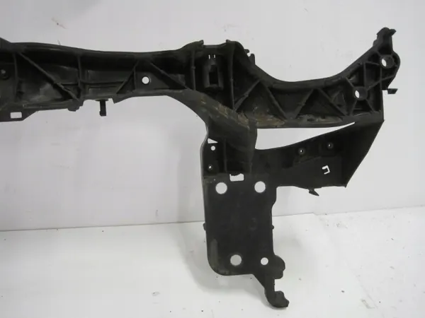Ylävyön vahvike OEM 8200393685 Renault Kangoo II:lle image 5