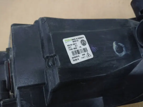 Volkswagen Golf VII 7 5g0 Lift 17 Halógeno Esquerdo image 9