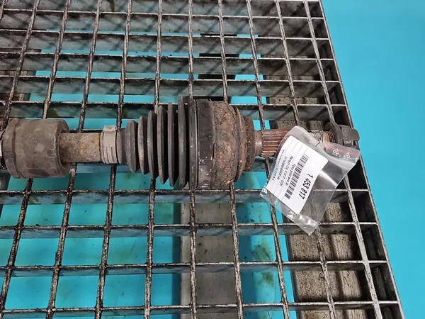 Vänster framaxel Renault Clio IV 12-20 image 3