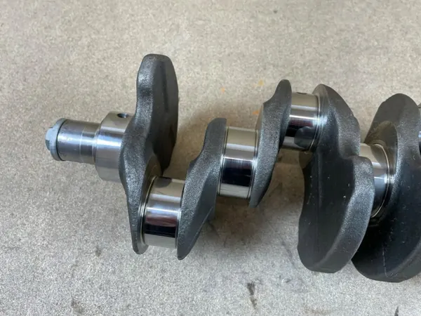 Kampiakseli Suzuki OE OEM Wał korbowy - Käytetty image 3