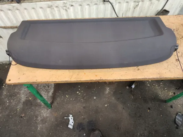 Audi A1 8X takatavaratilan hylly OEM A1AUD89 image 2