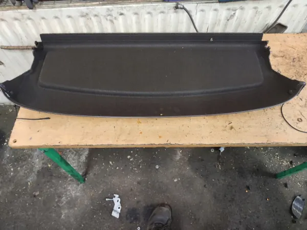Audi A1 8X takatavaratilan hylly OEM A1AUD89 image 3