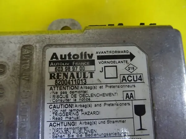 Módulo de sensor de airbag Renault Grand Scenic II 8200411013 image 2