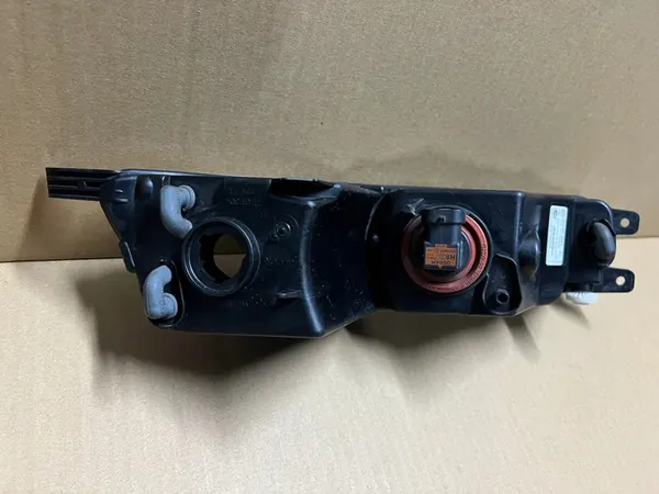 VOLKSWAGEN PASSAT B8 Farol de Neblina Direito OEM image 5