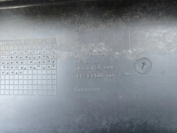 VW Tiguan 5N Achterbumper OEM 5N0807421G Gebruikt image 9