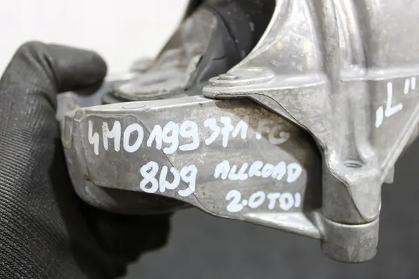 Moottorin Tuki Vasen 4M0199371FG Audi A4 B9 Allroad image 2