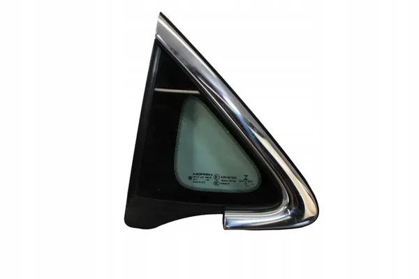 Chrysler Pacifica 2022 höger sidospelartriangel OEM image 2