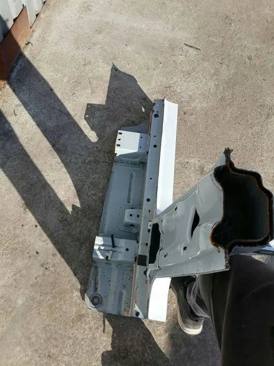 Ford Kuga II Oikea keskisälepeite OEM slupekprawy image 4