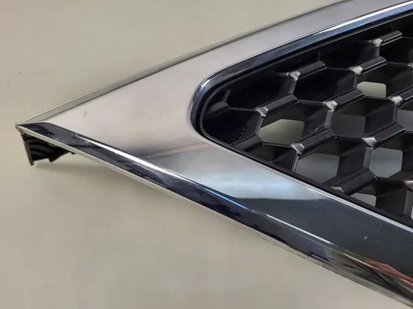 KIA SORENTO 2009-2012 Grill image 10