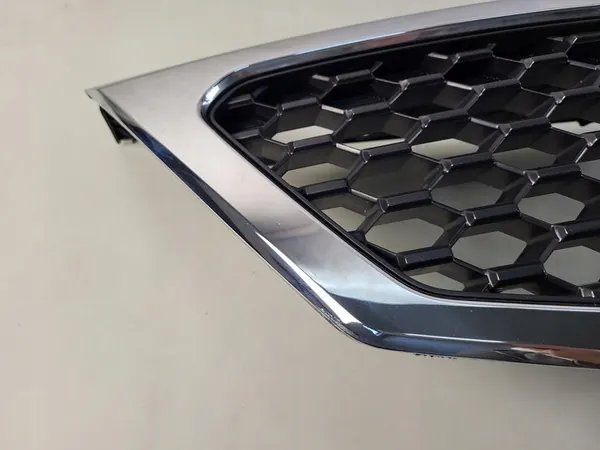 KIA SORENTO 2009-2012 Grill image 5