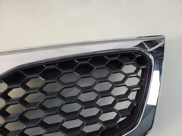KIA SORENTO 2009-2012 Grill image 9