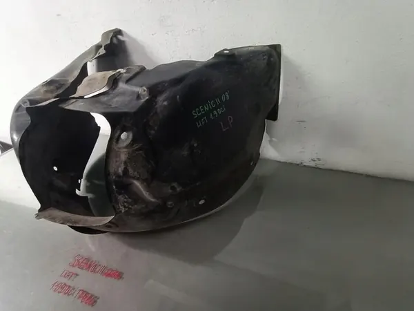 Front Left Wheel Arch Renault Scenic II 8200136725 image 2