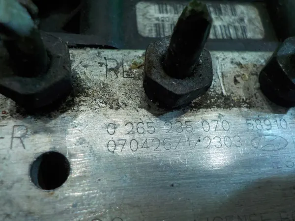 Pompe ABS Hyundai OEM 58910-2B850 Occasion image 3