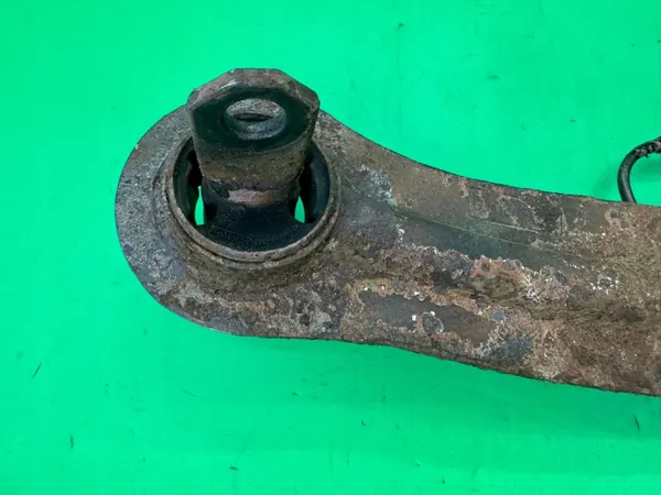 OEM ZWROTNICA LEWA TYLNA TYŁ PIASTA Z ABS WAHACZ MAZDA 3 II BL 08-13 image 3