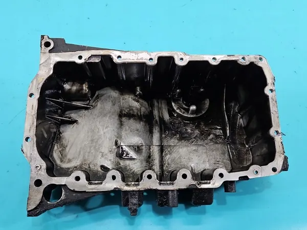 Oljetank Audi A4 B7 1.9 TDI image 3