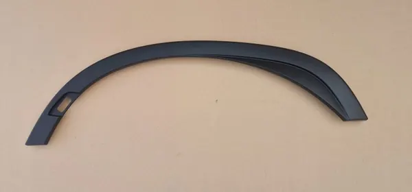 Iveco S-Way spatbordverlenging links OEM 5802318890 image 2