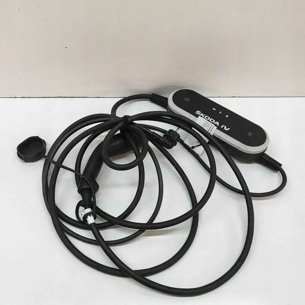 Câble de Charge de Batterie Skoda Enyaq IV SUV 5LA971675A image 3