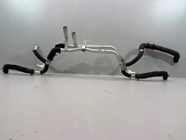 Tuyau refroidisseur d'huile OEM 84937652 Corvette C8 2021 image 2