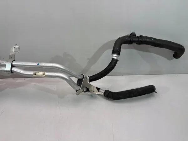 Tuyau refroidisseur d'huile OEM 84937652 Corvette C8 2021 image 4