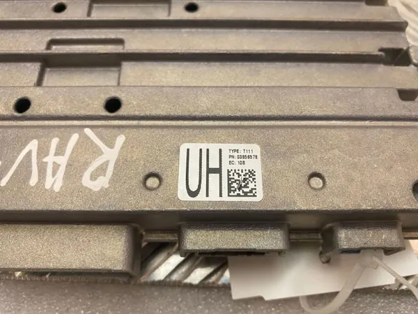 Toyota RAV4 GPS-Modul OEM 8684006041 - Gebraucht image 4