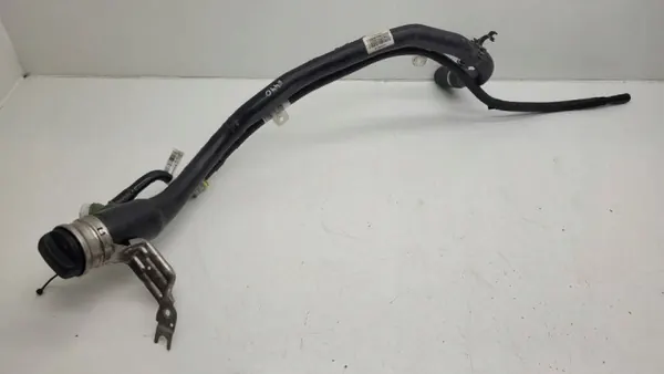 Bränsleinsläppsrör OEM 7354376 för BMW 6-serie G32 GT image 2