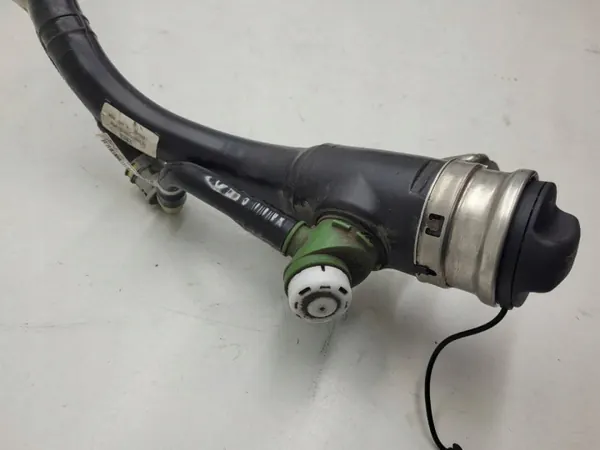 Bränsleinsläppsrör OEM 7354376 för BMW 6-serie G32 GT image 3