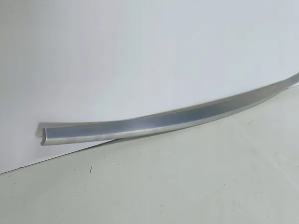 Spoiler parachoques delantero Nissan Qashqai J11 OEM KE610-4E520-IC thumbnail 4