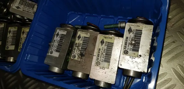 VW Touareg Porsche Cayenne Audi Q7 AC Expansieventiel OEM image 5