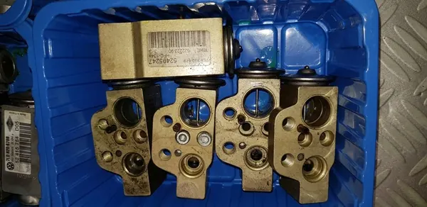 VW Touareg Porsche Cayenne Audi Q7 AC Expansieventiel OEM image 7