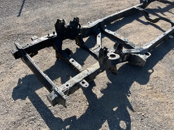 Gebruikt Nissan Titan 4x4 frame OEM EZ03B 2016 image 10