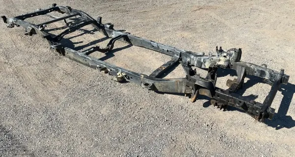 Gebruikt Nissan Titan 4x4 frame OEM EZ03B 2016 image 5