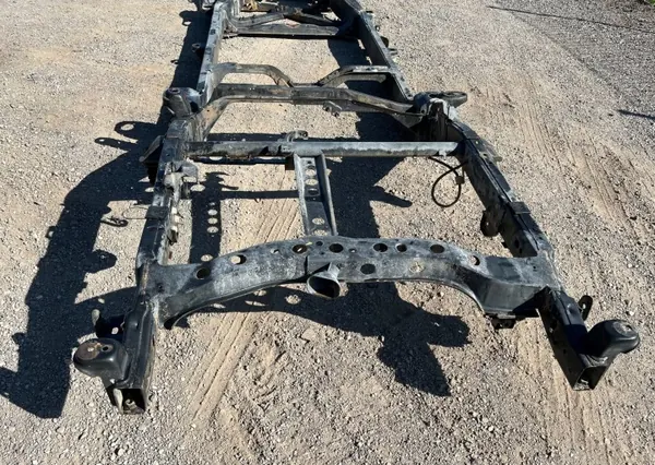 Gebruikt Nissan Titan 4x4 frame OEM EZ03B 2016 image 7