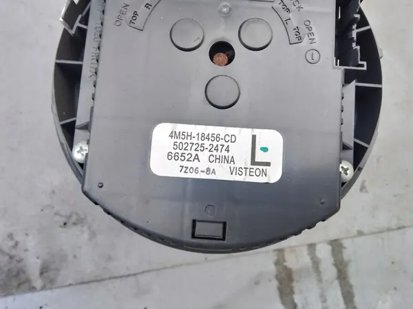 Motor de Ventilador Volvo V50 4M5H-18456-CD image 2