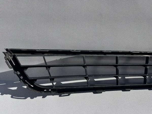 VOLKSWAGEN VW JETTA PARAGOLPES DELANTERO image 6