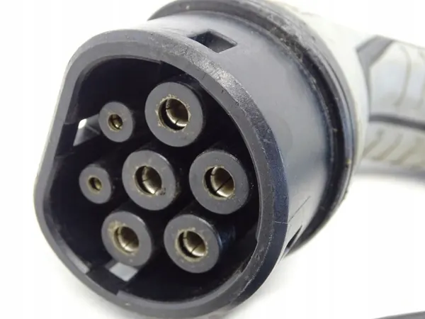 Cabo de carregamento Tesla OEM 18121843937 - Usado image 6