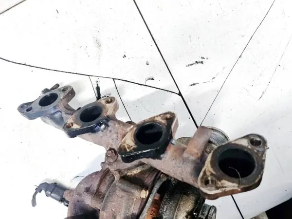 Pakoputken keräin OEM EIS-2007976 Hyundai Santa Fe image 3