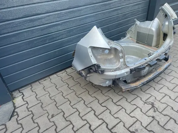 Parachoques trasero SEAT IBIZA J 5D OEM Usado image 10