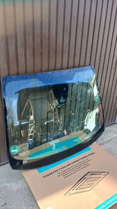 Frontscheibe OEM 3592AGACHMVZ Ford Fiesta VII 2017- image 2