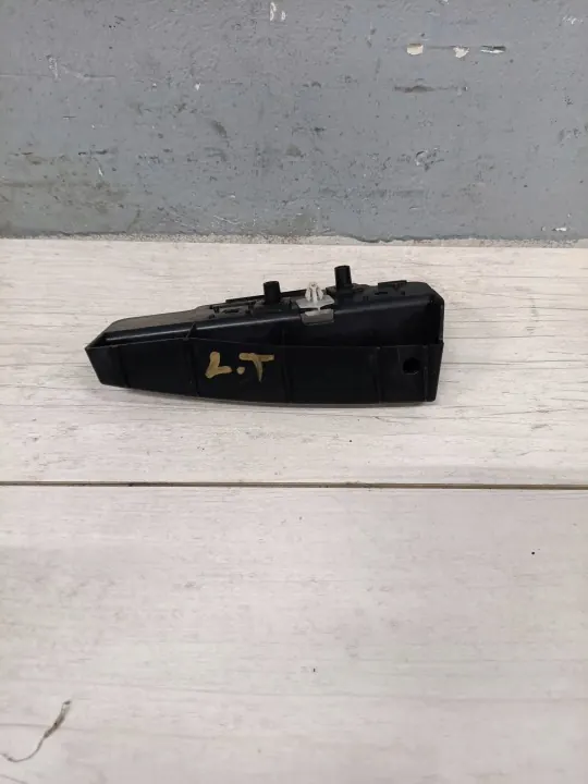 Lincoln Continental takavalon osa OEM G9B17E851AD image 3