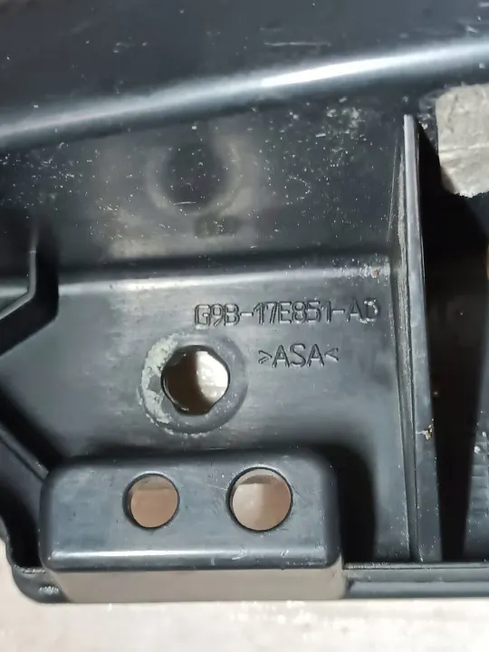 Lincoln Continental takavalon osa OEM G9B17E851AD image 5