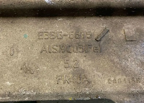 Cárter de aceite Ford E3BG-6675 para motor 1.0 EcoBoost image 6