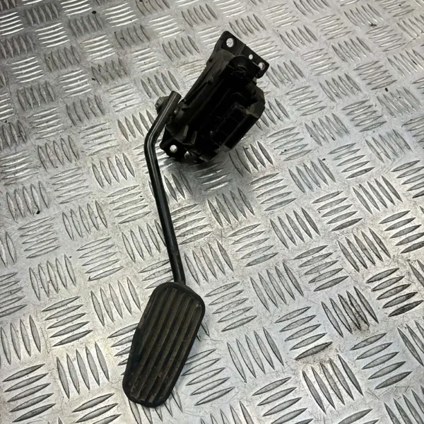 Potentiometri kaasupoljin OEM 30683519 XC90 I image 2